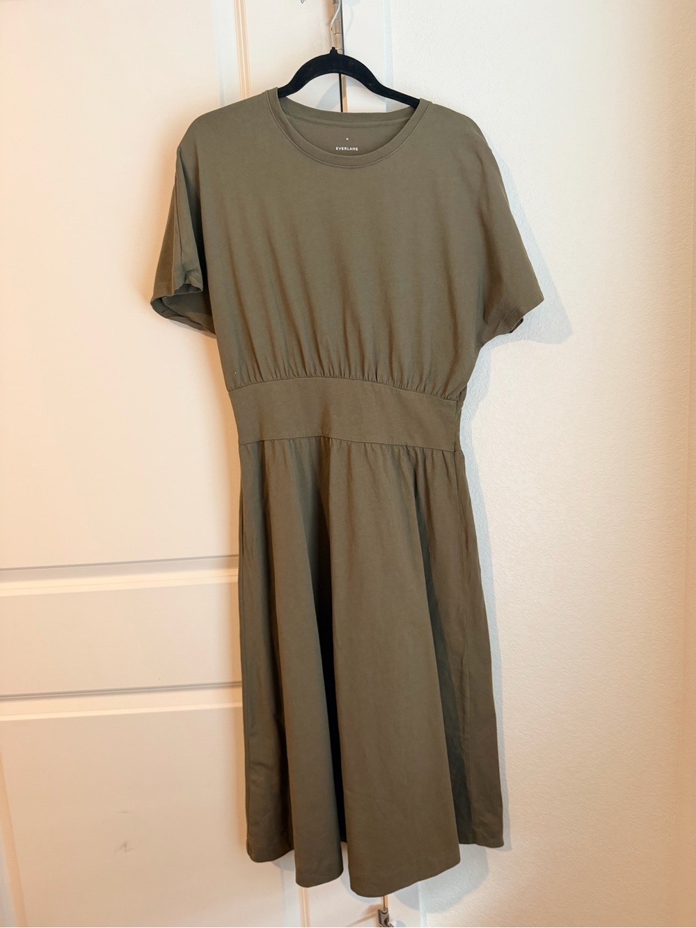 Everlane Olive Midi Dress with Gathered Waist
